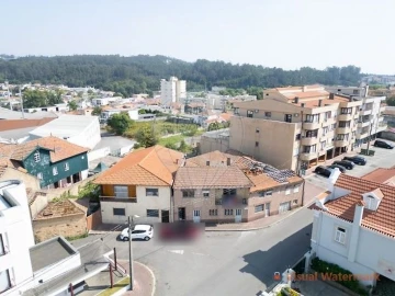 Moradia T5 para Venda em Santa Maria de Lamas