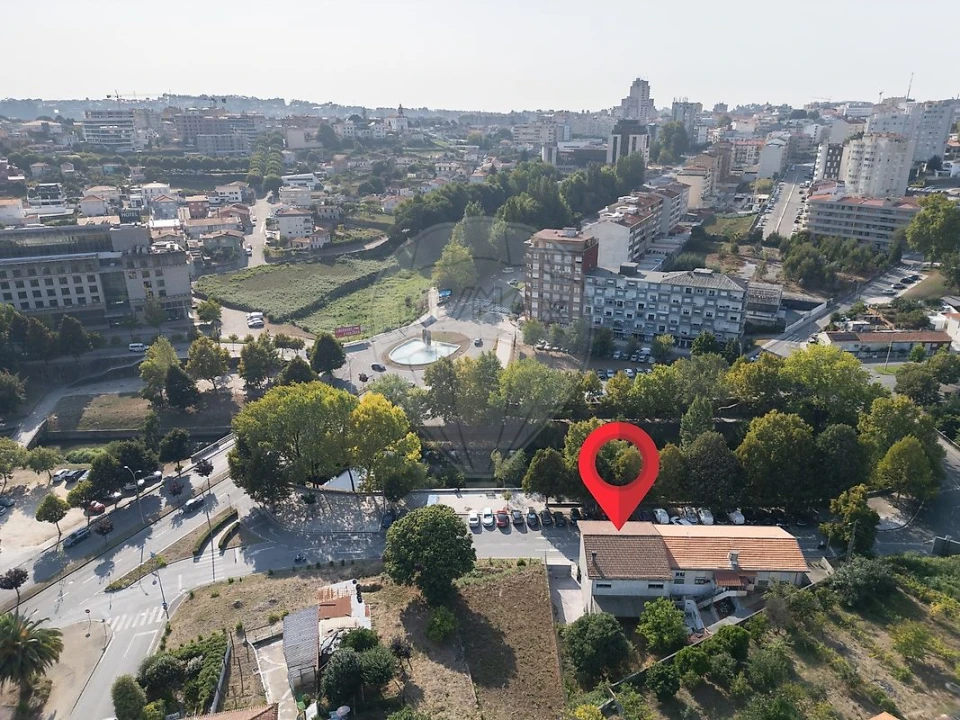 Moradia T4 para Venda em São João da Madeira Foto 5