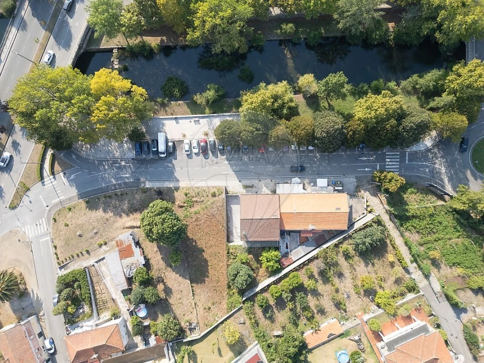 Moradia T4 para Venda em São João da Madeira Foto 6