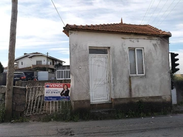 Moradia T1 para Venda em Espinho