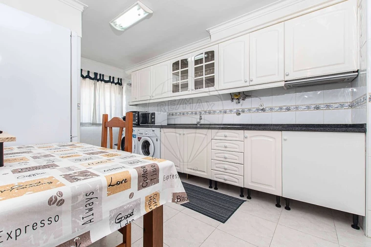 Apartamento T2 para Venda em Alenquer (Santo Estêvão e Triana) Foto 16