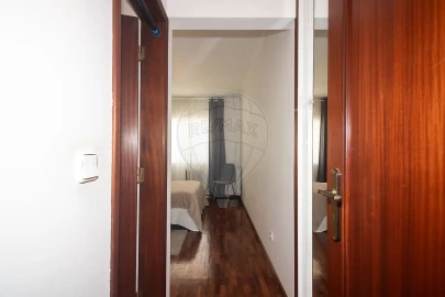 Apartamento T3 para Venda em Carregado e Cadafais