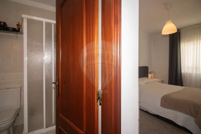 Apartamento T3 para Venda em Carregado e Cadafais