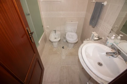 Apartamento T3 para Venda em Carregado e Cadafais