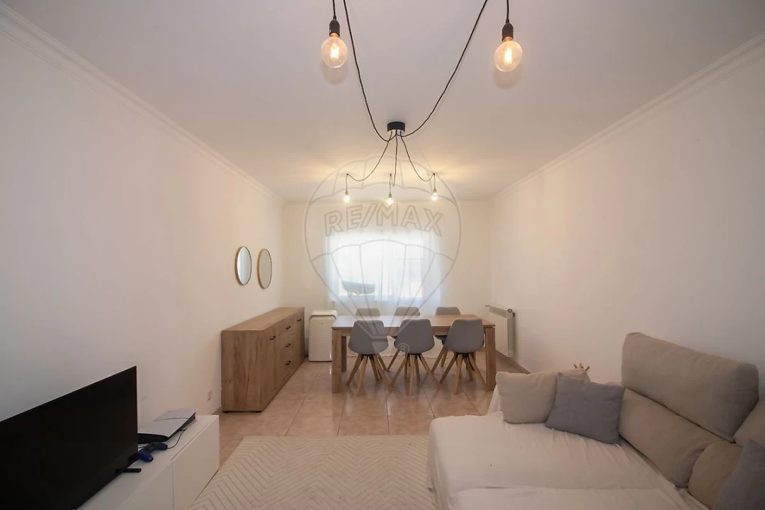 Apartamento T3 para Venda em Carregado e Cadafais Foto 1