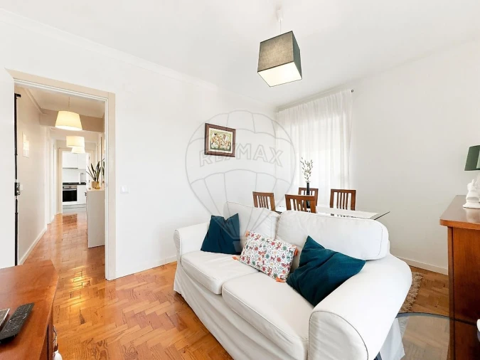 Apartamento T2 para Venda em Vila Nova da Rainha Foto 5