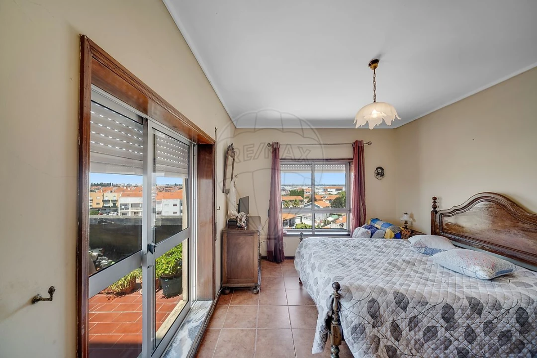 Apartamento T4 para Venda em Gafanha da Nazaré Foto 11