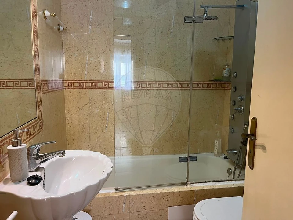 Apartamento T3 para Arrendamento em Espinho Foto 19