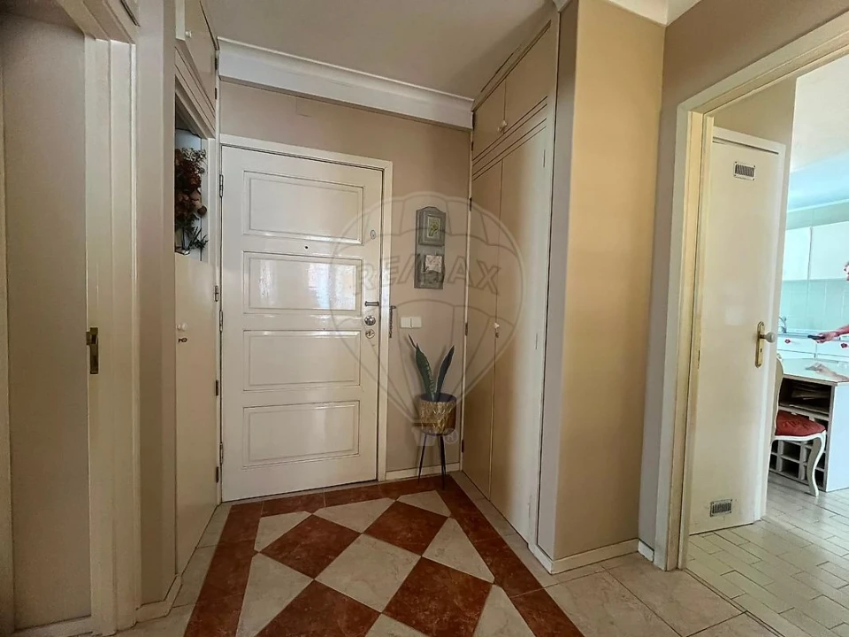 Apartamento T3 para Arrendamento em Espinho Foto 17