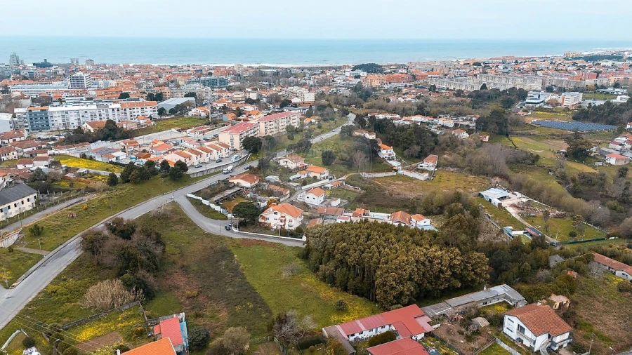 Terreno para Venda em Anta e Guetim Foto 5
