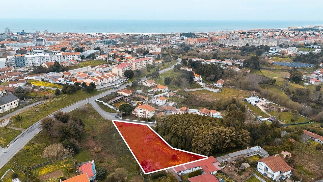 Terreno para Venda em Anta e Guetim Foto 6