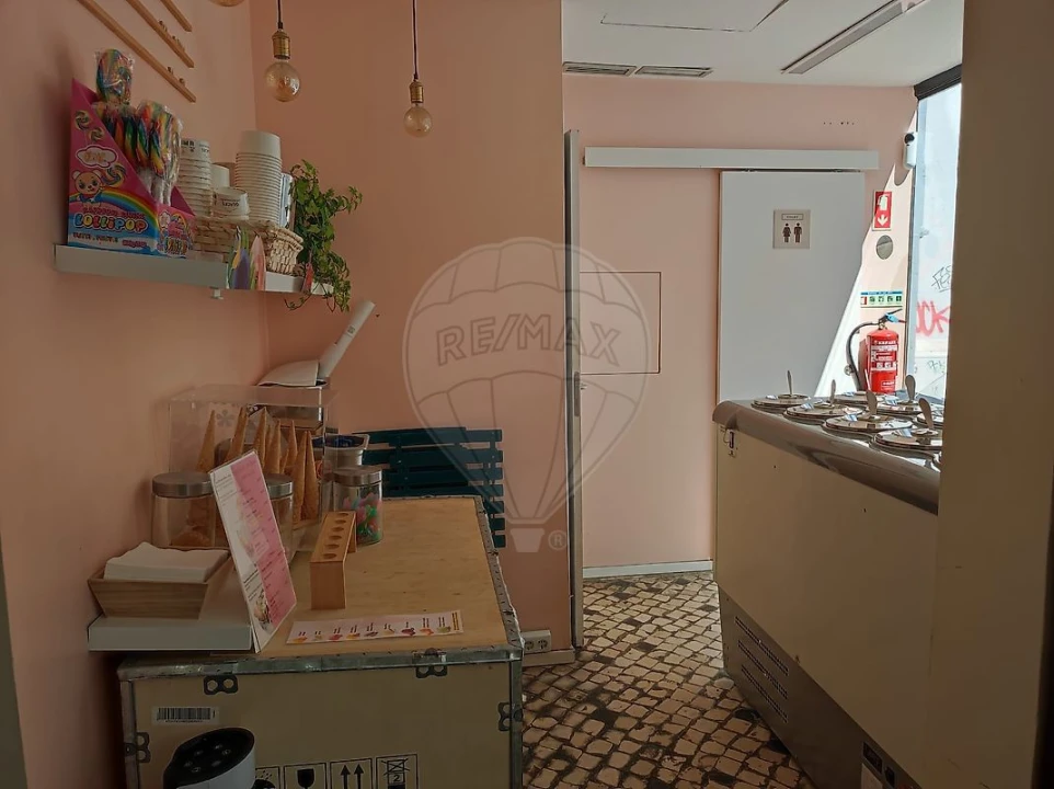 Negócio para Venda em Santo António Foto 12