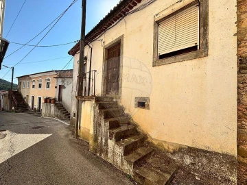 Moradia T2 para Venda em Miranda do Corvo