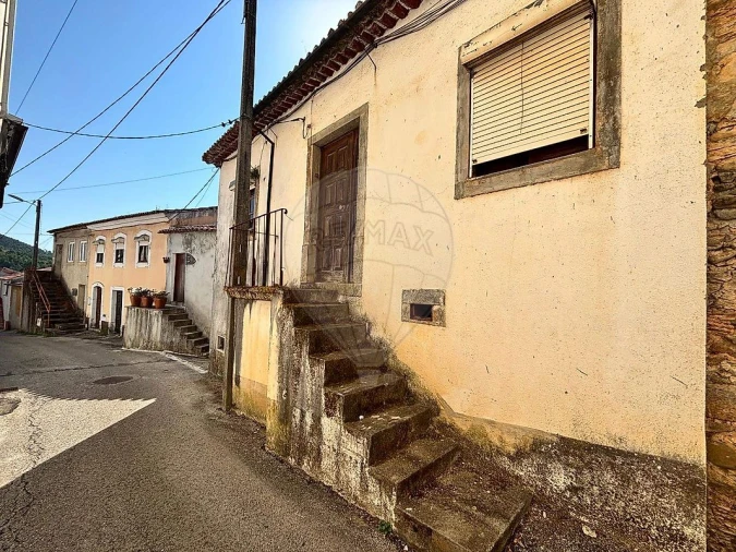 Moradia T2 para Venda em Miranda do Corvo Foto 5
