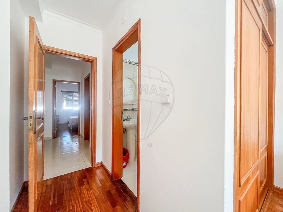 Apartamento T3 para Venda em Arganil Foto 27