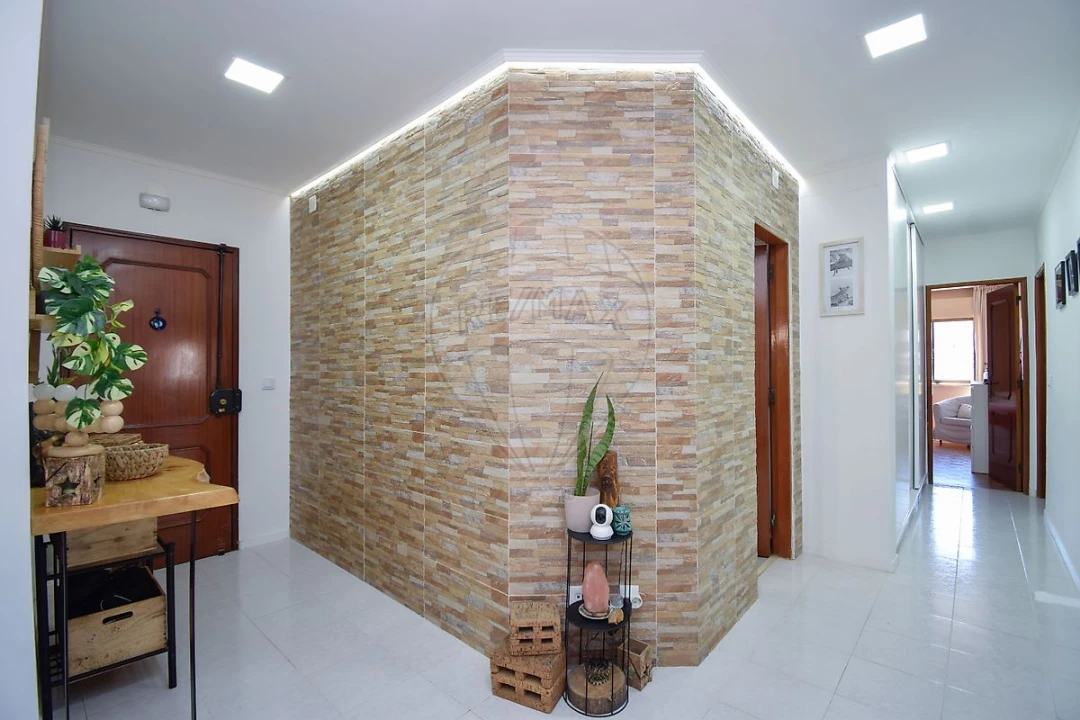 Apartamento T2 para Venda em Cacém e São Marcos Foto 23