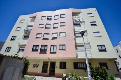 Apartamento T2 para Venda em Cacém e São Marcos