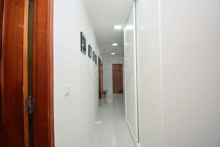 Apartamento T2 para Venda em Cacém e São Marcos Foto 20
