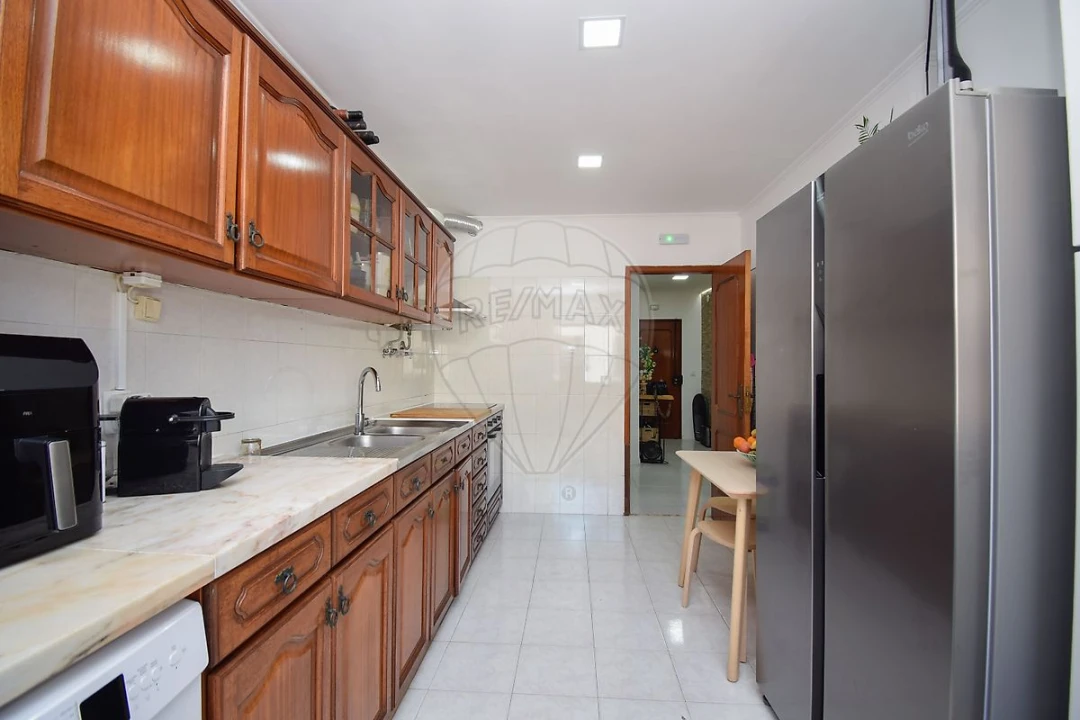 Apartamento T2 para Venda em Cacém e São Marcos Foto 6