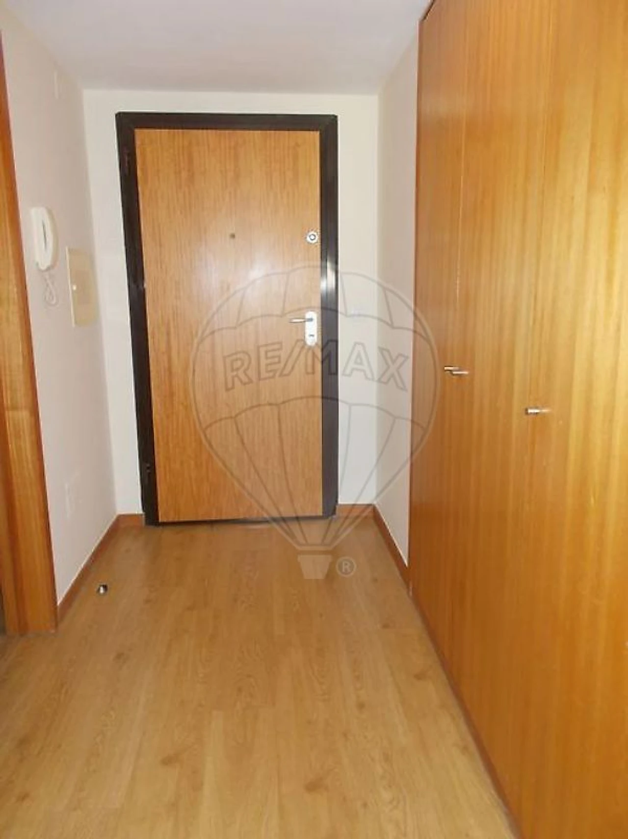 Apartamento T2 para Venda em Mafamude e Vilar do Paraíso Foto 7