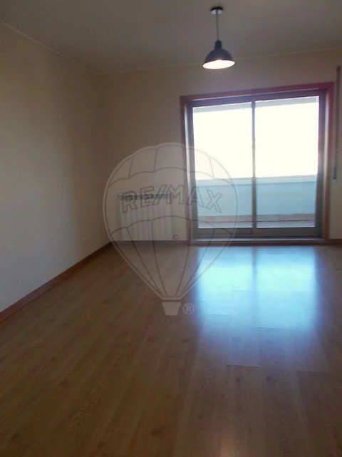 Apartamento T2 para Venda em Mafamude e Vilar do Paraíso