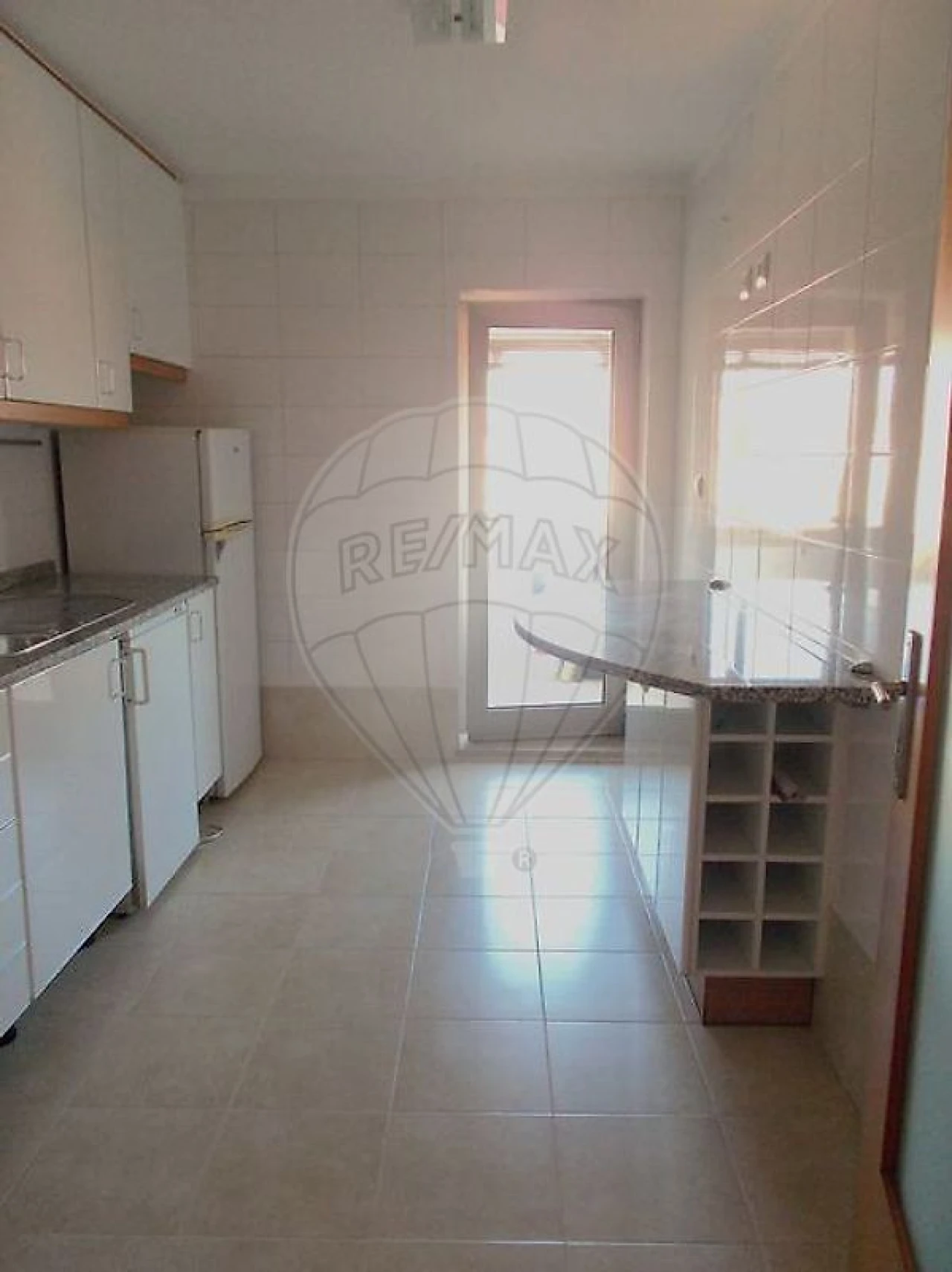 Apartamento T2 para Venda em Mafamude e Vilar do Paraíso Foto 4