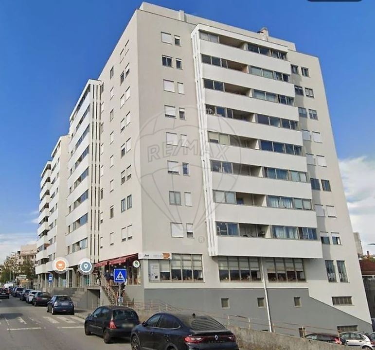 Apartamento T2 para Venda em Mafamude e Vilar do Paraíso Foto 19