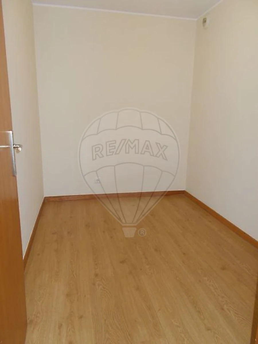 Apartamento T2 para Venda em Mafamude e Vilar do Paraíso Foto 20