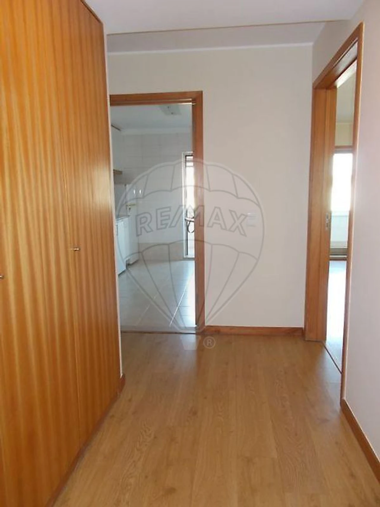 Apartamento T2 para Venda em Mafamude e Vilar do Paraíso Foto 18