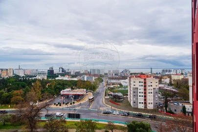 Apartamento T3 para Venda em Olivais