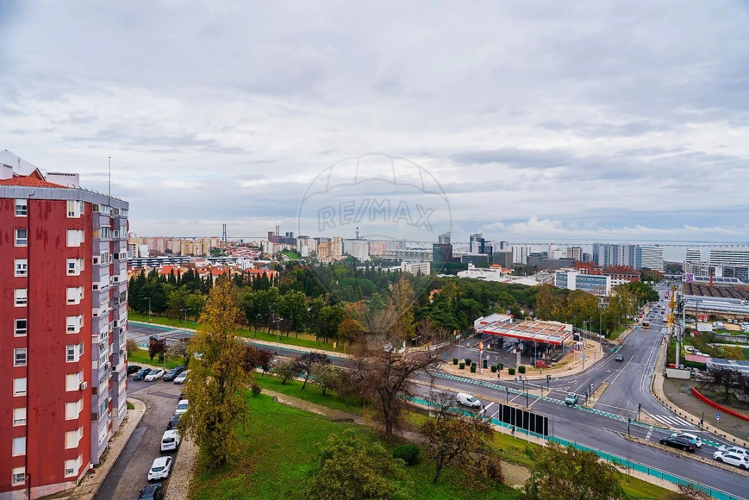 Apartamento T3 para Venda em Olivais Foto 4