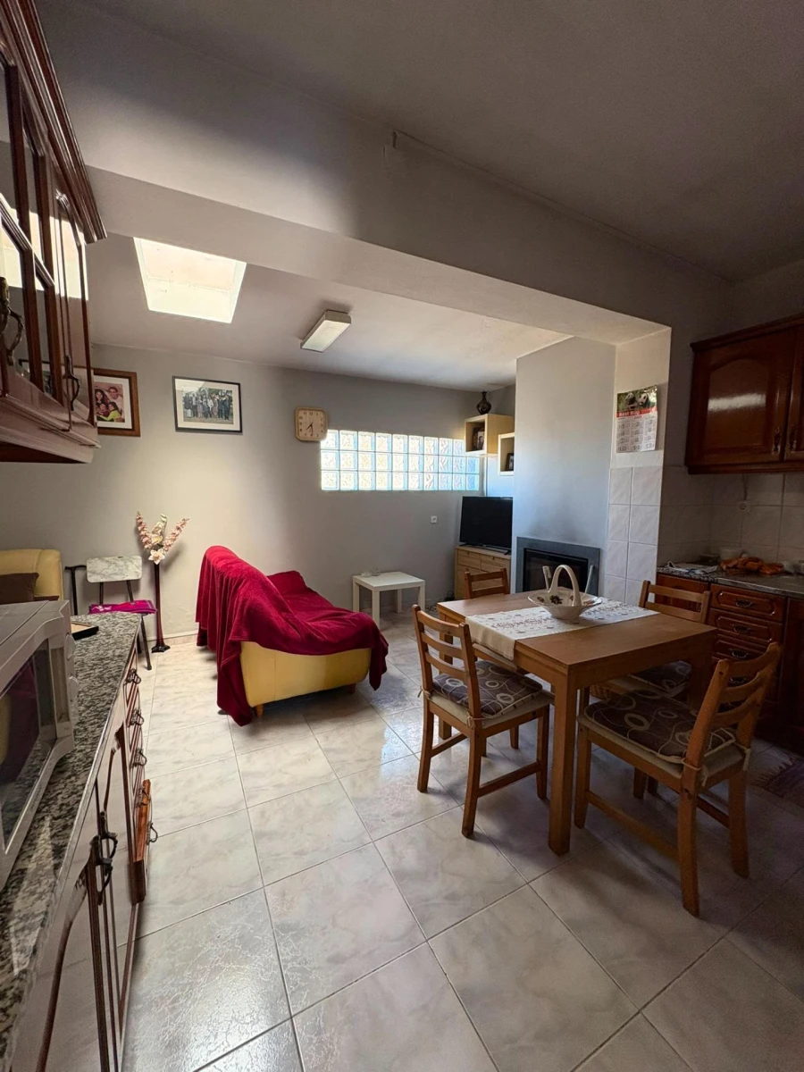 Moradia T2 para Venda em Marinha Grande Foto 4