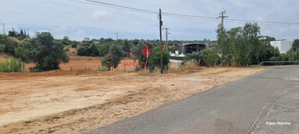 Terreno para Venda em Estômbar e Parchal