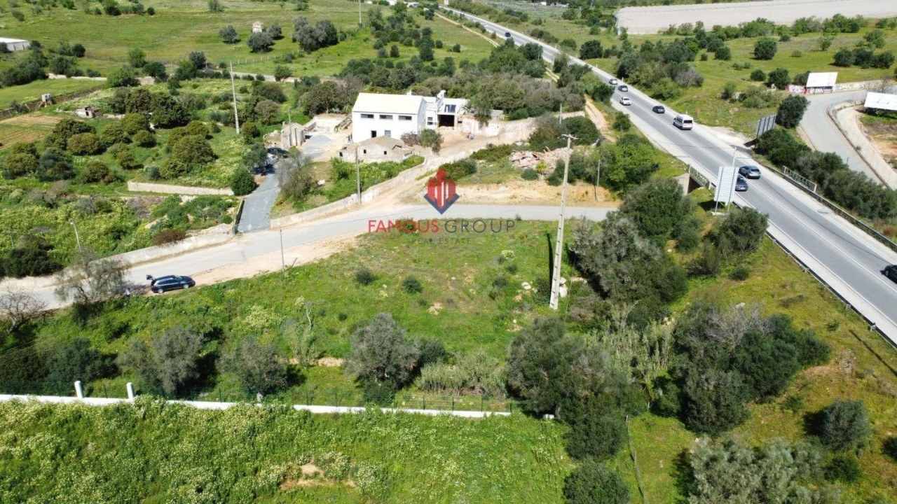 Terreno para Venda em Estômbar e Parchal Foto 3