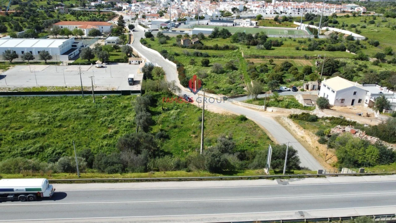 Terreno para Venda em Estômbar e Parchal Foto 4