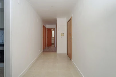 Apartamento T2 para Venda em Marvila