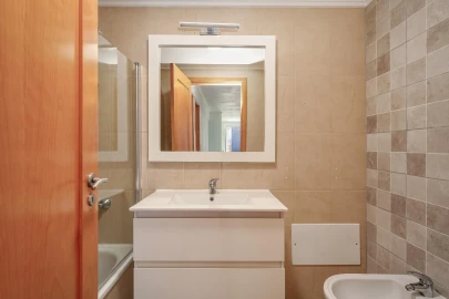 Apartamento T2 para Venda em Marvila