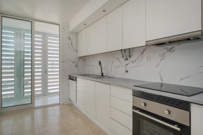 Apartamento T2 para Venda em Marvila