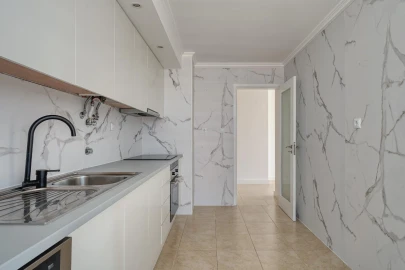 Apartamento T2 para Venda em Marvila