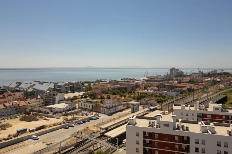 Apartamento T2 para Venda em Marvila Foto 30