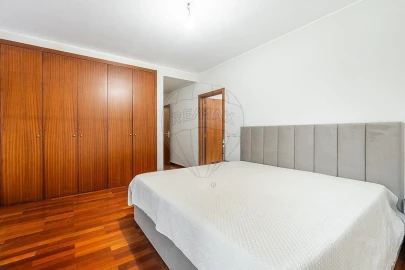 Apartamento T3 para Venda em São Vitor (Braga)