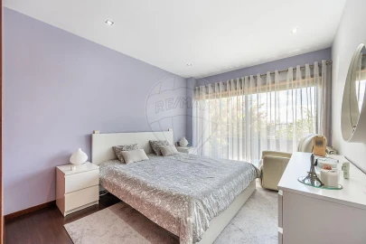 Apartamento T2 para Venda em Oliveira (Santa Maria)