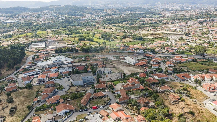 Apartamento T2 para Venda em Oliveira (Santa Maria) Foto 25