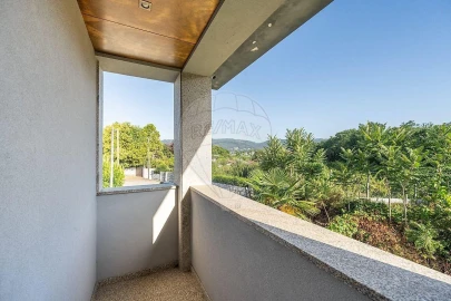 Moradia T3 para Venda em Briteiros Santo Estêvão e Donim