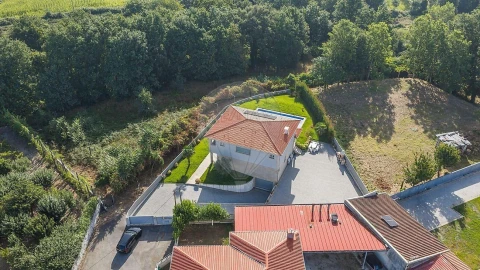 Moradia T3 para Venda em Briteiros Santo Estêvão e Donim