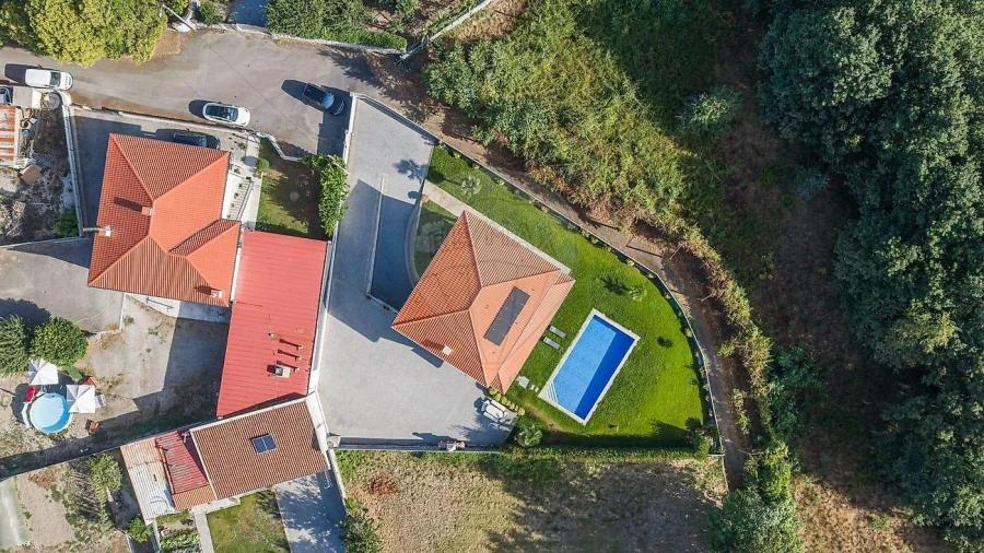 Moradia T3 para Venda em Briteiros Santo Estêvão e Donim Foto 37