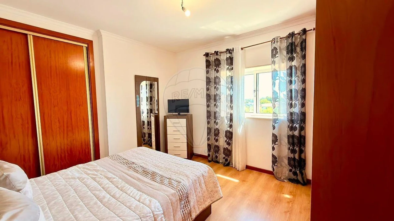 Apartamento T3 para Venda em Oliveira do Bairro Foto 18