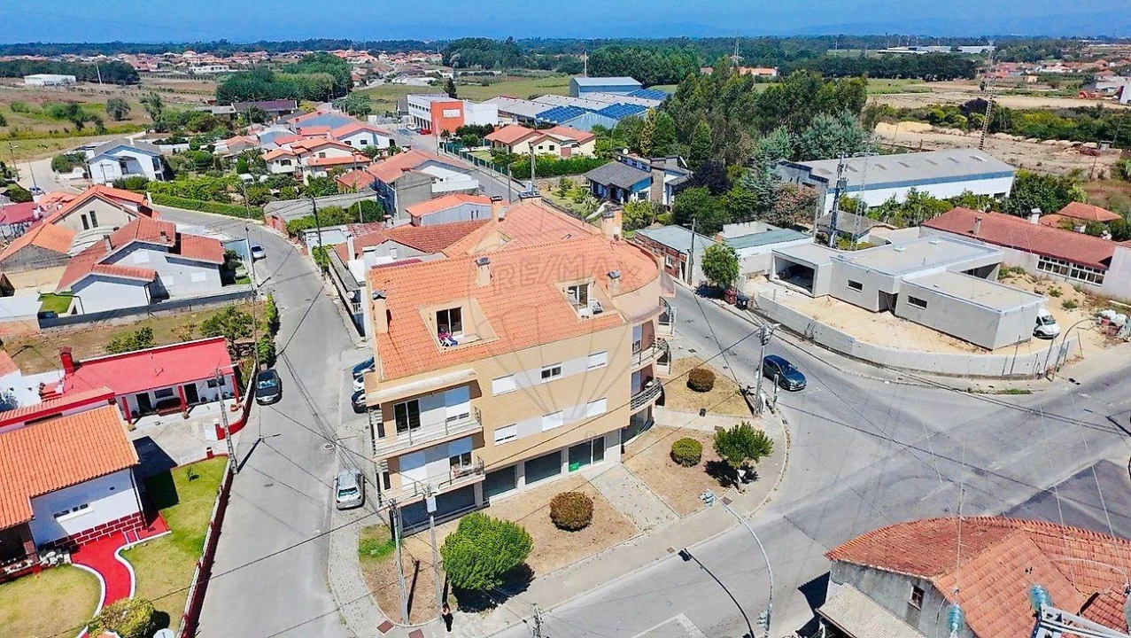 Apartamento T3 para Venda em Oliveira do Bairro Foto 44