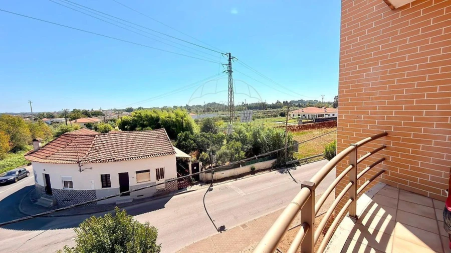 Apartamento T3 para Venda em Oliveira do Bairro Foto 6