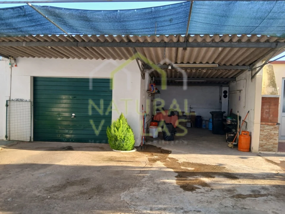 Moradia T3 para Venda em Pechão Foto 23